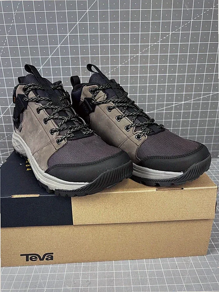 Teva Men’s Grandview GTX Hiking Boots Chocolate Chip Size 10.5 US New No Box