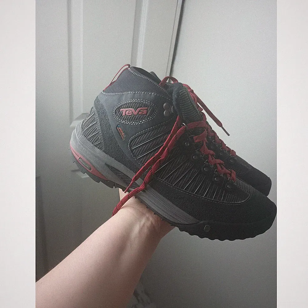 Teva Men's Riva Mid Hiking Boots Vent Waterproof Fabric Black Red Men's 9.5