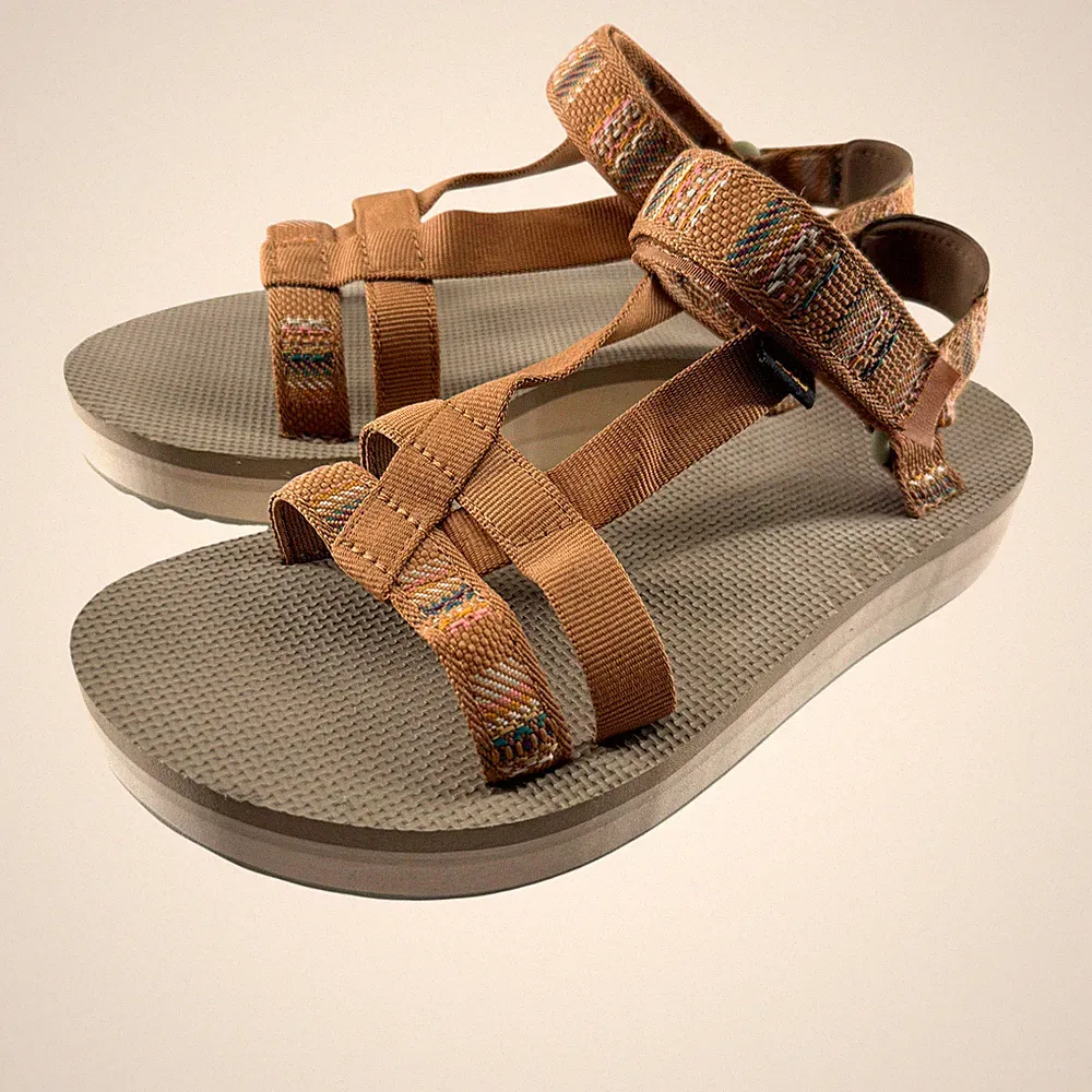 Teva Midform Arivaca Sandals Women 8 Brown Platform Strap Festival Comfort Vegan