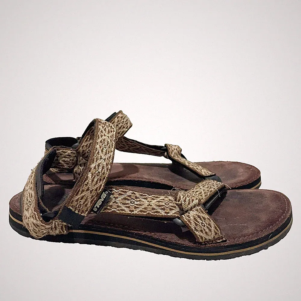 Teva Midform Universal Women Strappy Sandals 9 Gemina Maple Sugar Open Toe Vegan