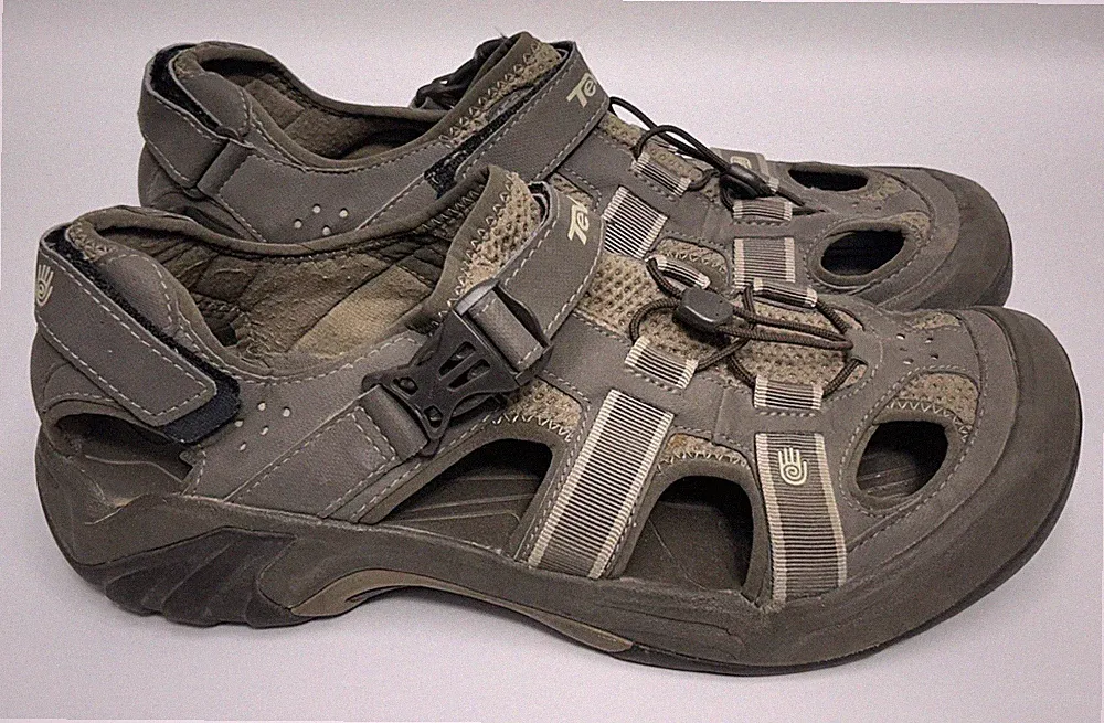 TEVA OMNIUM 2 Men’s Sandals Sz 13 Leather Water Shoes Hiking Outdoor Closed Toe