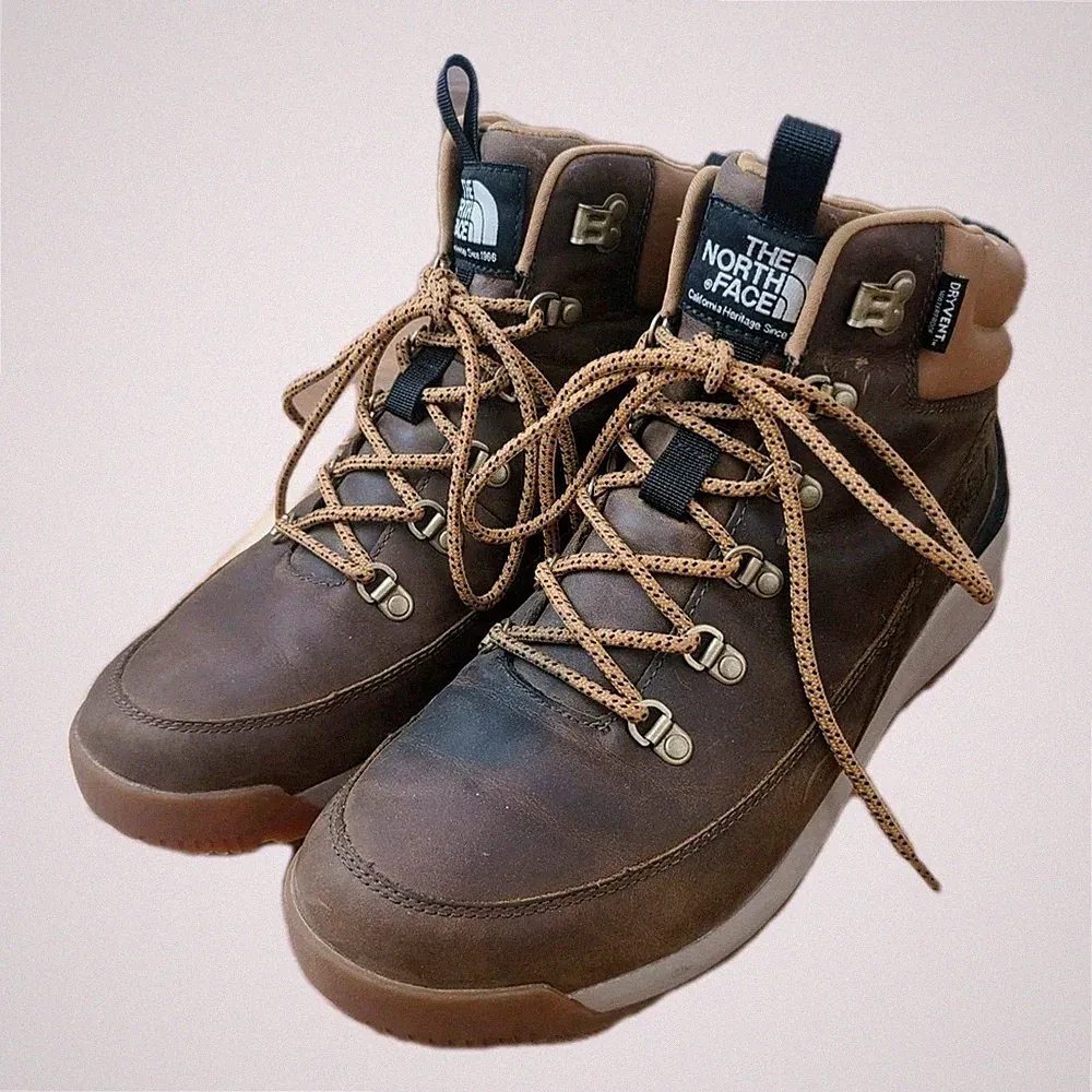 The North Face Back To Berkeley Boots Hiking Mens 11.5 Waterproof Insulated