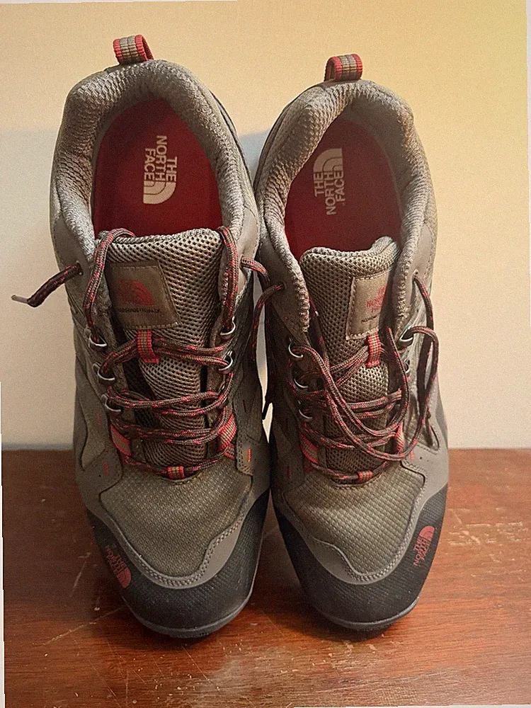 The North Face Hedgehog Fastpack Men's Hiking Shoes Gray Red Vibram US 16