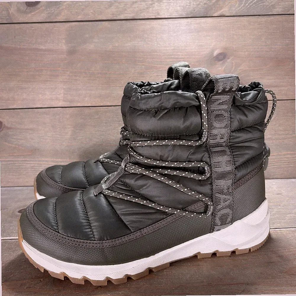 the north face thermoball womens size 9 shoes green fur lined snow boots