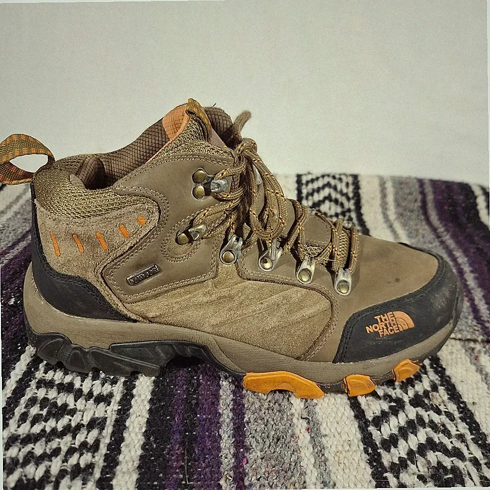 The North Face Trail Meister III (3) Water Res Hiking Boots Shoes US Mens 7