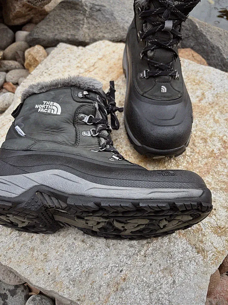 The North Face Waterproof PrimaLoft Winter Boots Women's 9.5 Black Faux Fur Snow