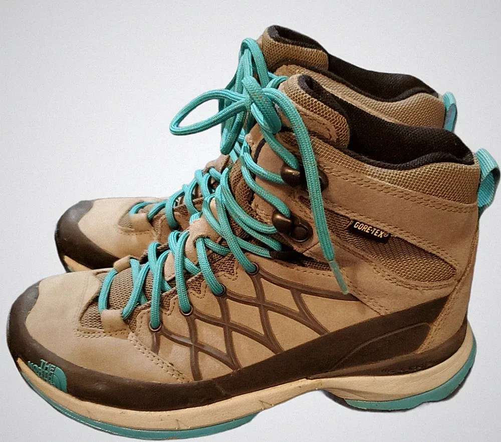 The North Face Women's Hiking Boots Gore Tex Size 6 See Description Gorpcore