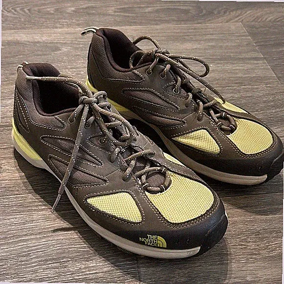 The North Face Womens 9 40 Blaze Hiking Shoes Shroom Brown Yellow Outdoors