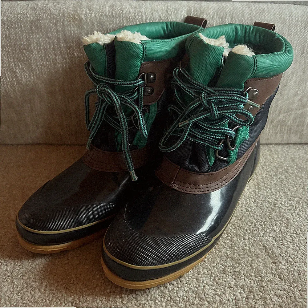 The Omaha Jean Company Multicolor Fur Lined Lace Up Outdoor Boots Womens Size 10
