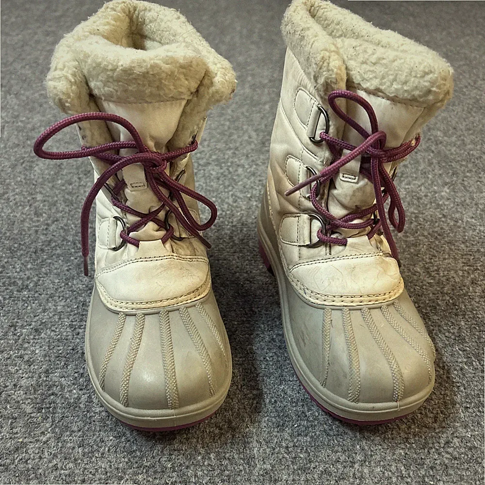 Thermolite GIRLS WHITE PINK WINTER SNOW SKI DUCK BOOTS FAUX FUR SHEEPSKIN - 1