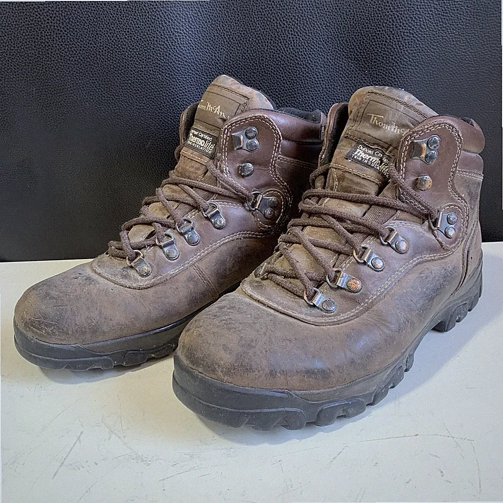 Thom McAn Brown Leather Hiking Trail 84650 DuPoint Thermolite Mens Boot Size 9.5