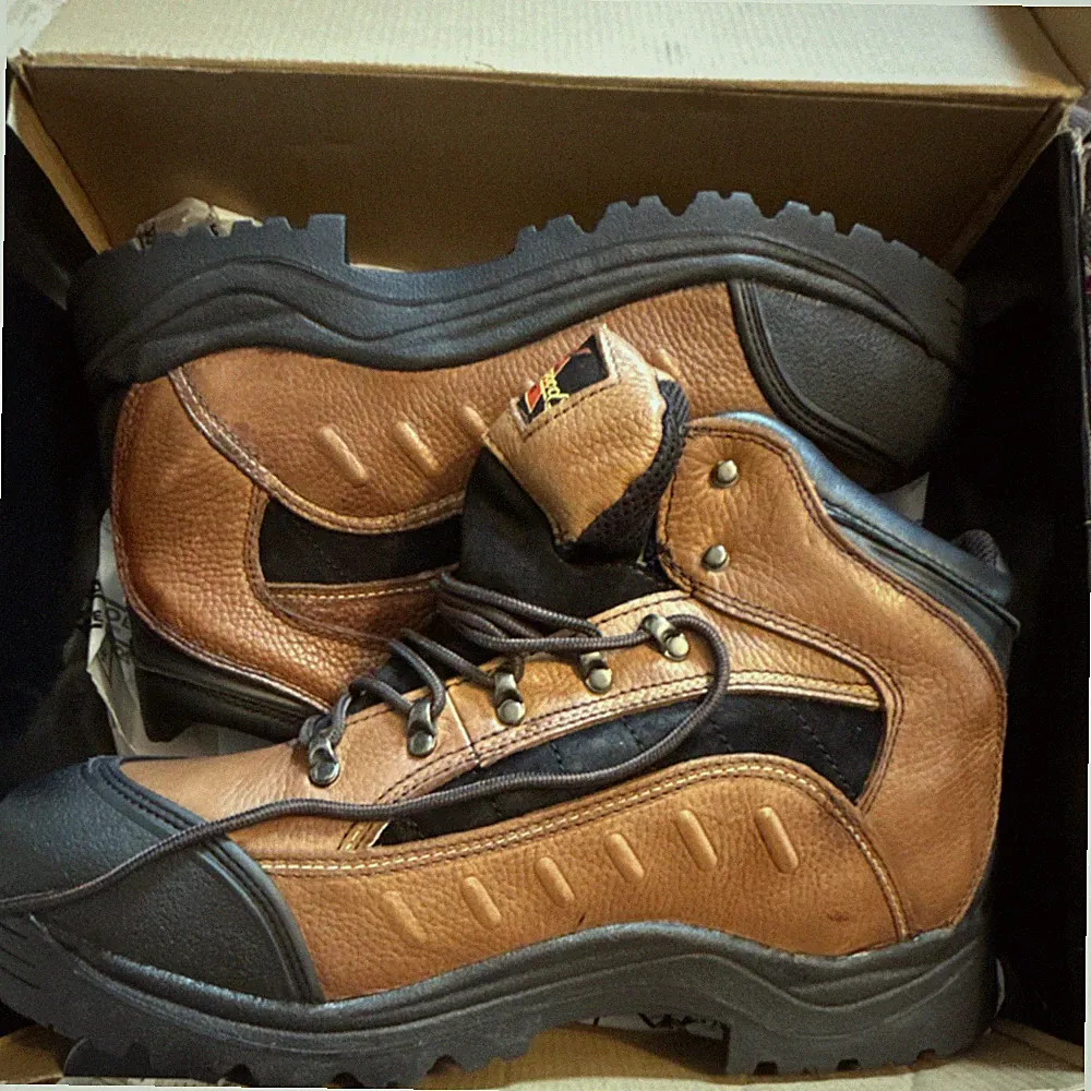 THOROGOOD I-MET2 INTERNAL MET GUARD WORK HIKE BOOT (SIZE 15)