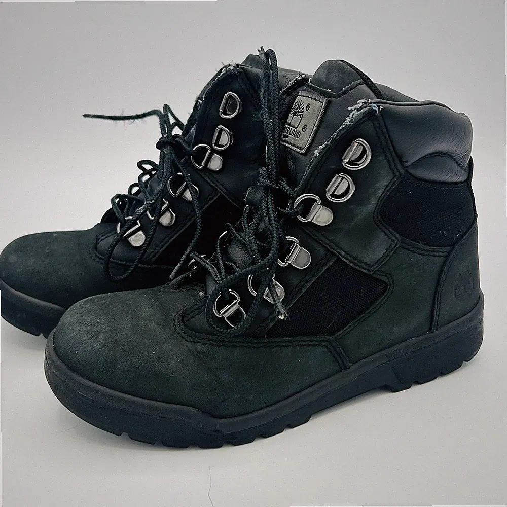 Timberland Boots Boys Size 2 Black Hiking Ankle Leather Nubuck Mesh Snow Shoes