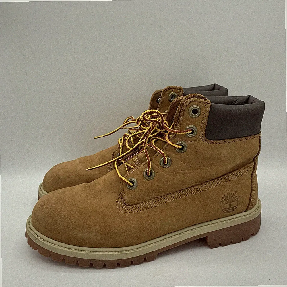 Timberland Boots Shoes Boys Size 4.5 Wheat Nubuck Winter Snow Hiking 14949