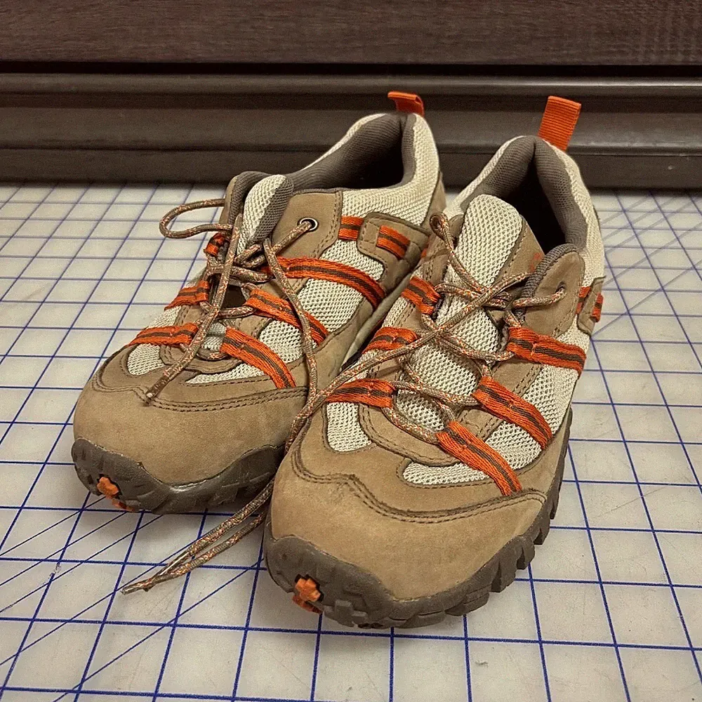 Timberland Boys Hiking Shoes US 4.5 Brown Orange Trail 49992M