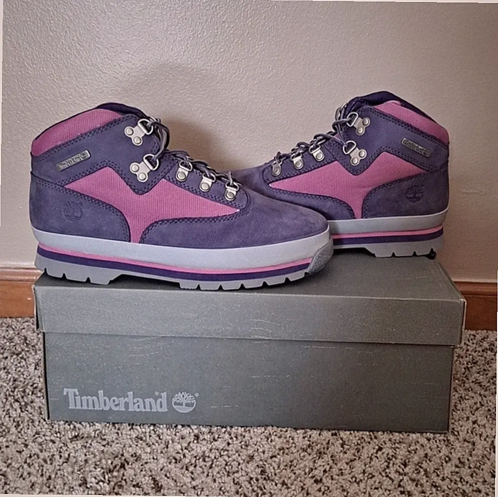 Timberland Suede Purple and Pink Field Hiking Boots Youth 5.5 OR Women 7