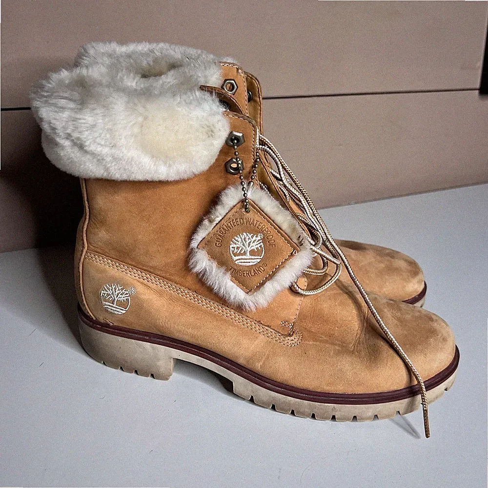 Timberland Waterproof Wheat Leather Faux Fur Trim Lace Up Boots Womens 7.5M