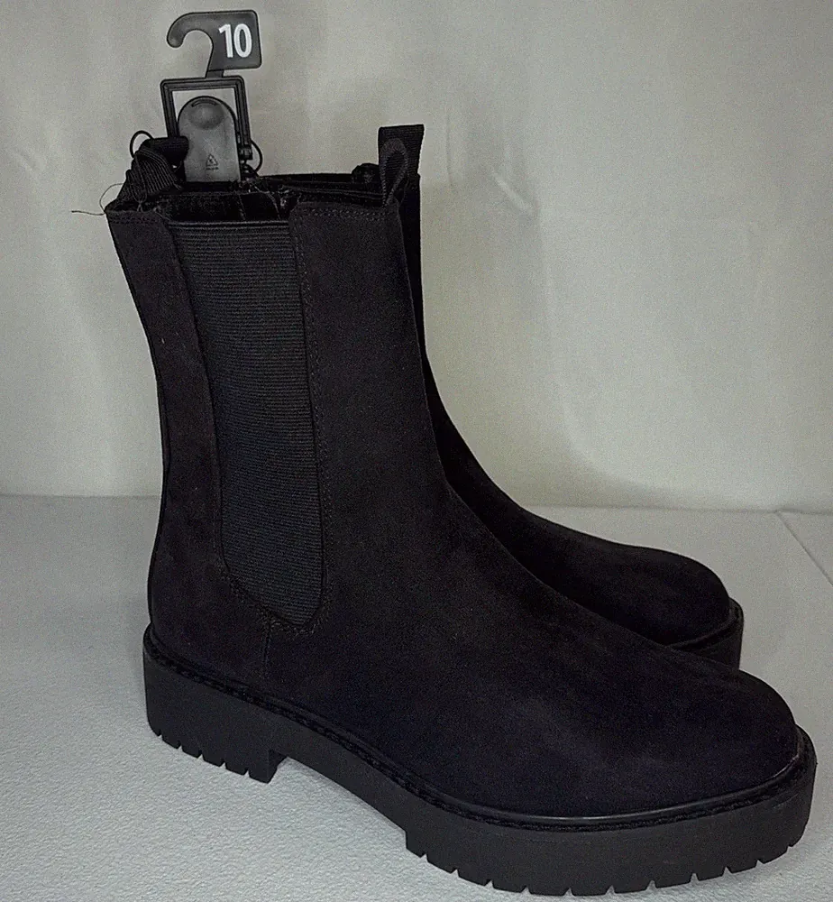 Time and Tru Mid Shaft Zip Chelsea boots in black Size 10