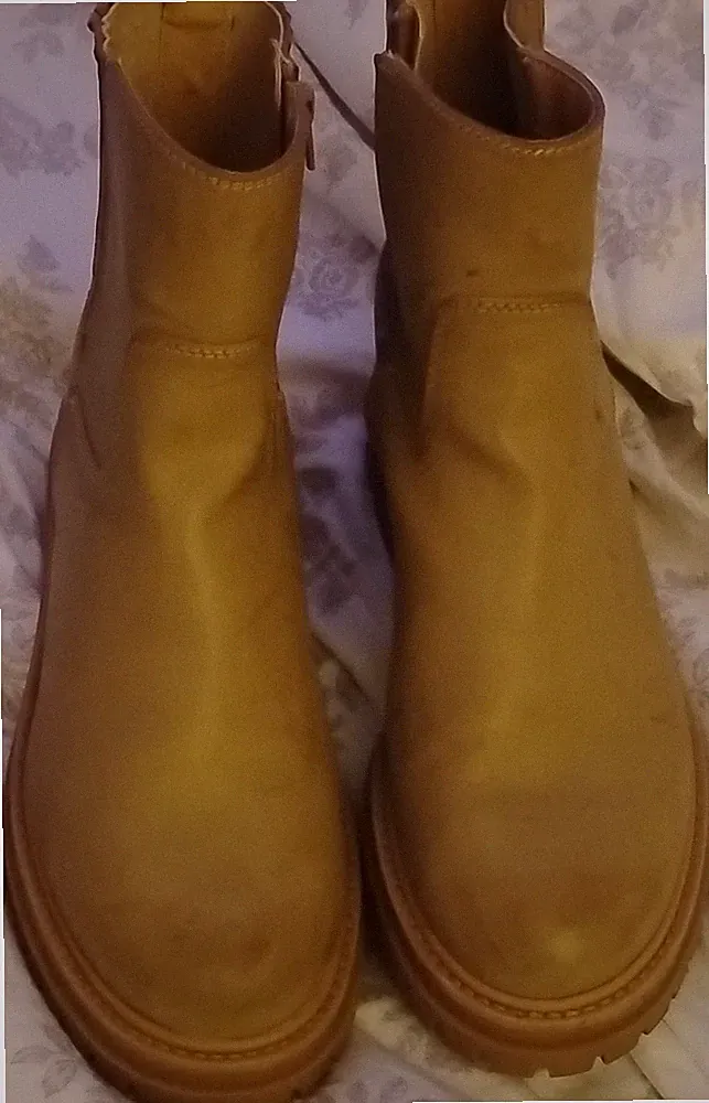 Time and Tru Tan Chelsea Ankle Boots Pull On Comfort Wide 10W Synthetic
