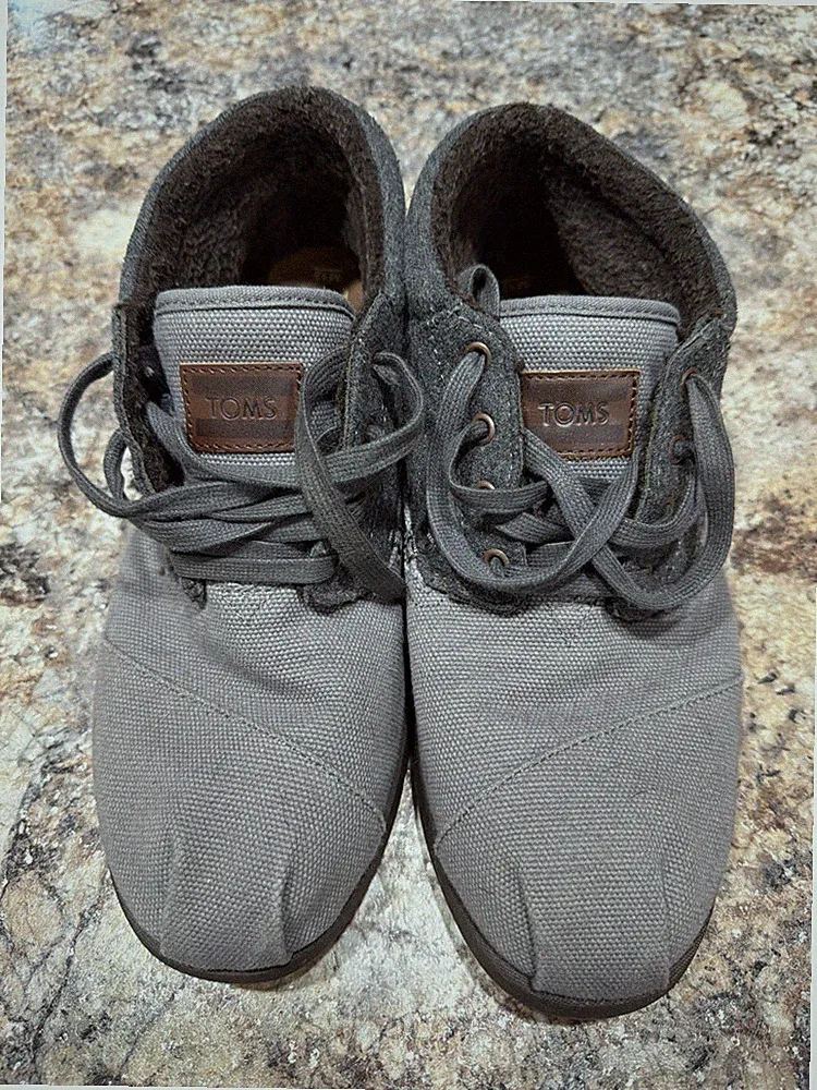 Toms Chukka Boots Shoes Men’s 12 Gray