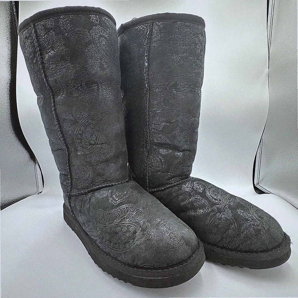UGG Australia #5852 Black Paisley Classic Tall Metallic Plate Sheepskin Boots W6