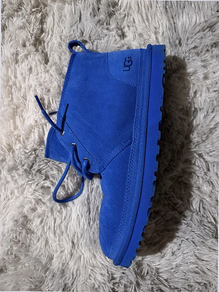 UGG Blue Suede Lace Up Chukka Men's Boots Lined Rubber Sole Casual Ankle