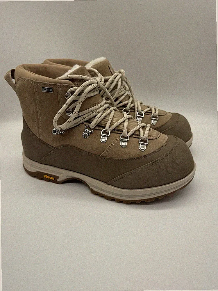 UGG Vibram Beige Waterproof Hiking Boots Lace Up UggPlush Faux Fur Womens Sz 8