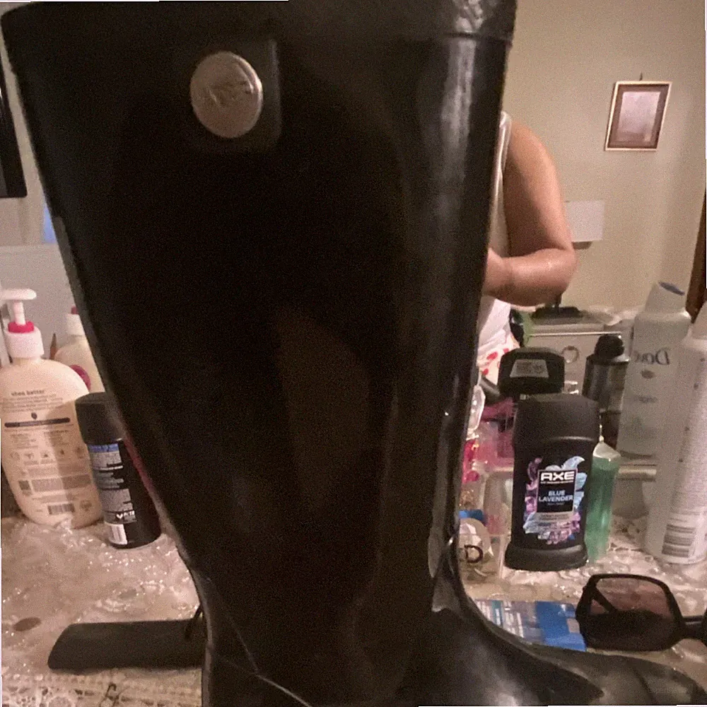 UGG Women’s Black Knee High Rain Boots Rubber Upper Round Toe Logo