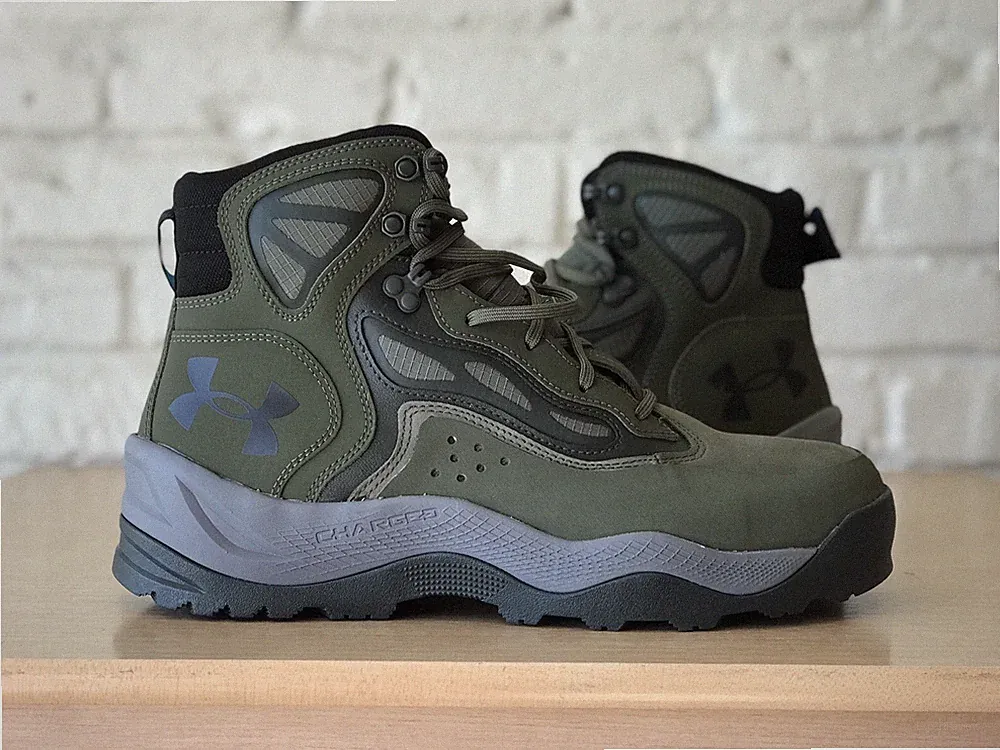 Under Armour UA Charged Raider Mid Waterproof Hiking Winter Boots 3024265 Sz 10