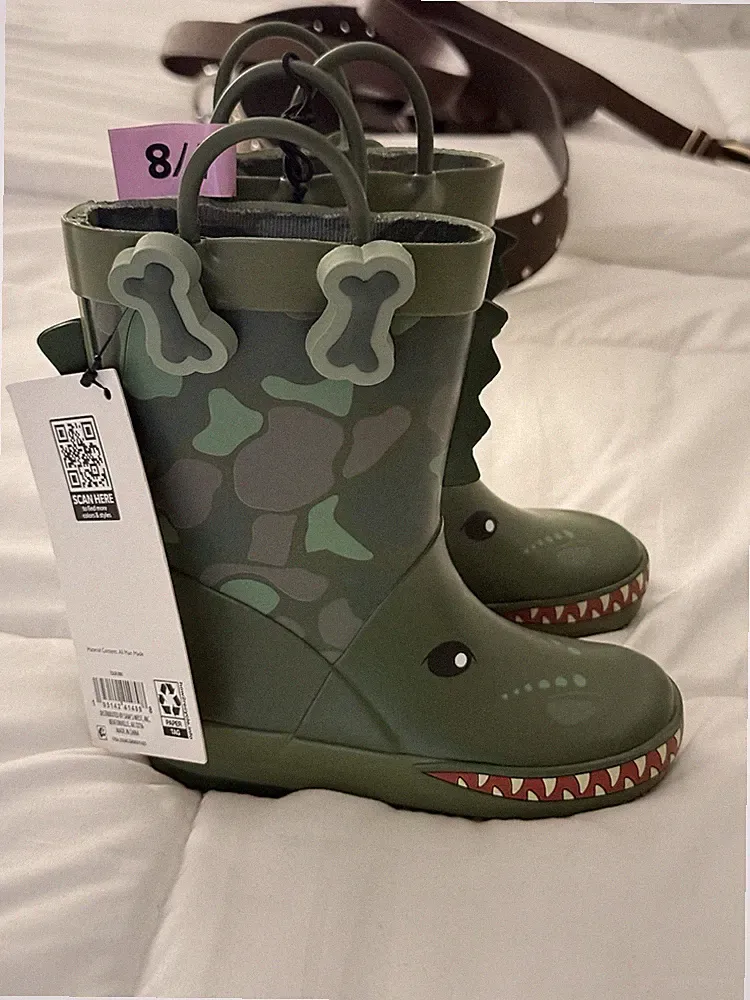 Unisex Kids Green Camo Dinosaur Mid-Calf Rain Boots Pull-On Pull Tab