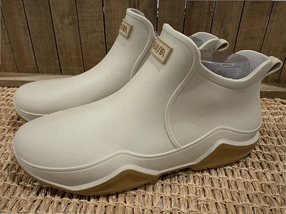 Unisex Weimuta Cream Ankle Rubber Rain/Garden Boots. Slip On Size 42 W11 M9 NEW