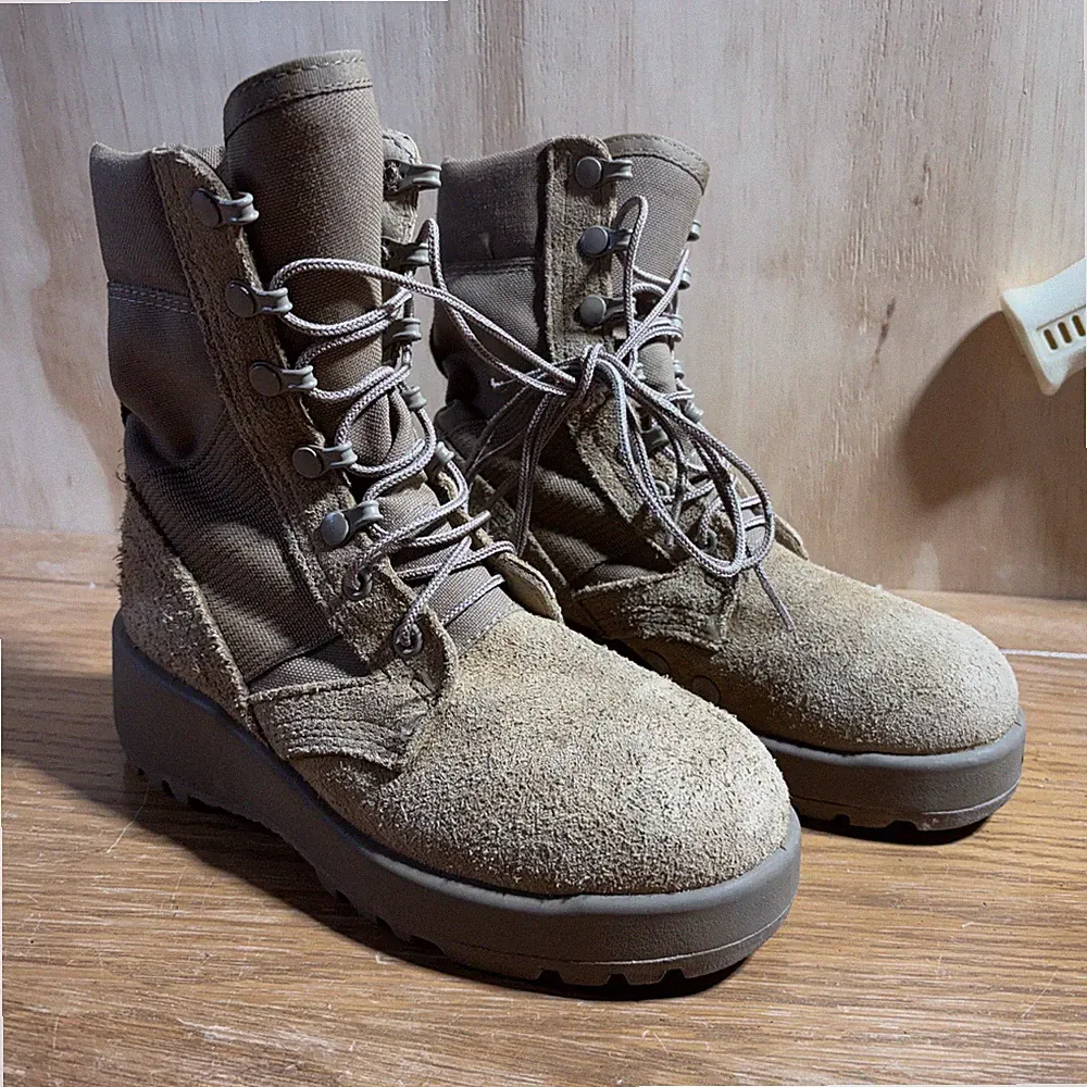 US Army Combat Boots Hot Weather Coyote 798 - SPE1C1-17-D-1004M Sz 1.5 XW