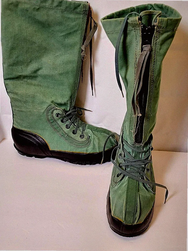 US Military Mukluk Boots 1978 Extreme Cold Weather Green Canvas Rubber Sz Large