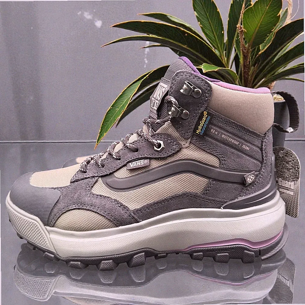 Vans MTE Crestline Waterproof Hiking Boots – Gray/Purple – Men’s 7 / Women’s 8.5