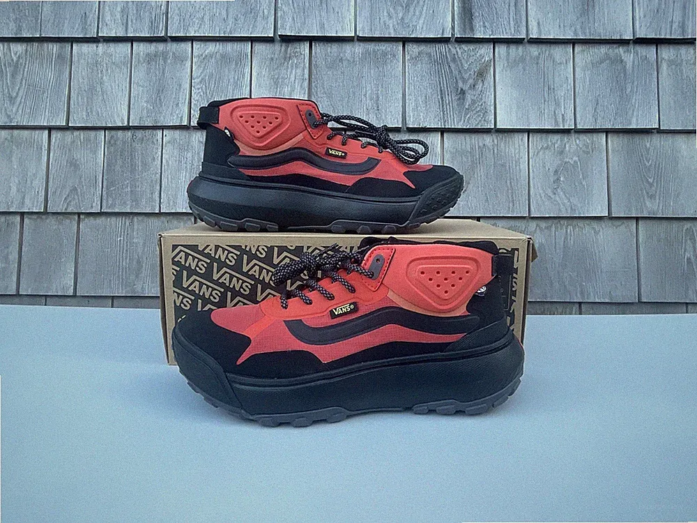Vans MTE Cross Path Mid Black/Orange Sneakers Hiking Shoes Men's Size 9.5 NEW