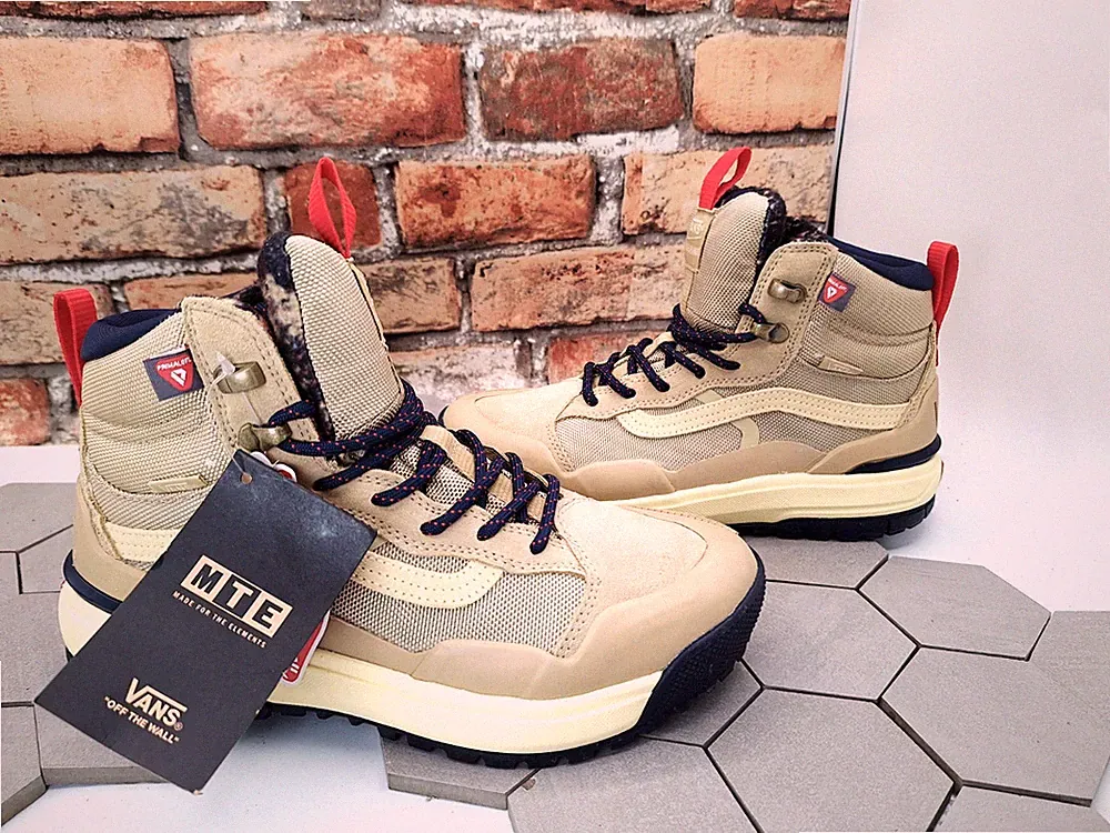 Vans UltraRange EXO Hi MTE-2 Waterproof Hiking Boots Tan Nubuck Men 7.5 / Wmn 9