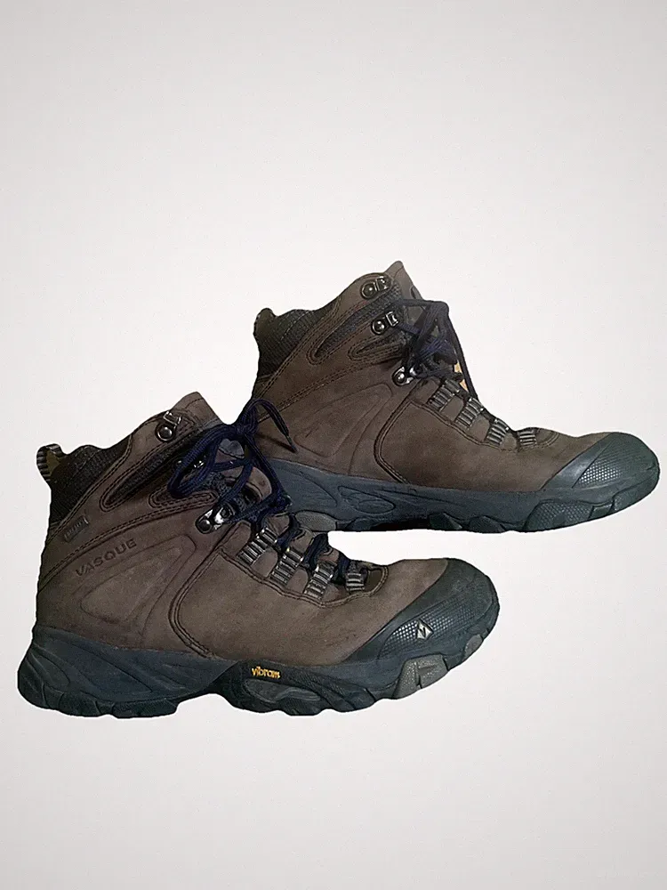 Vasque Taku GTX Hiking Boots Mens Sz 8.5 Brown Leather GoreTex VIbram Sole 7082