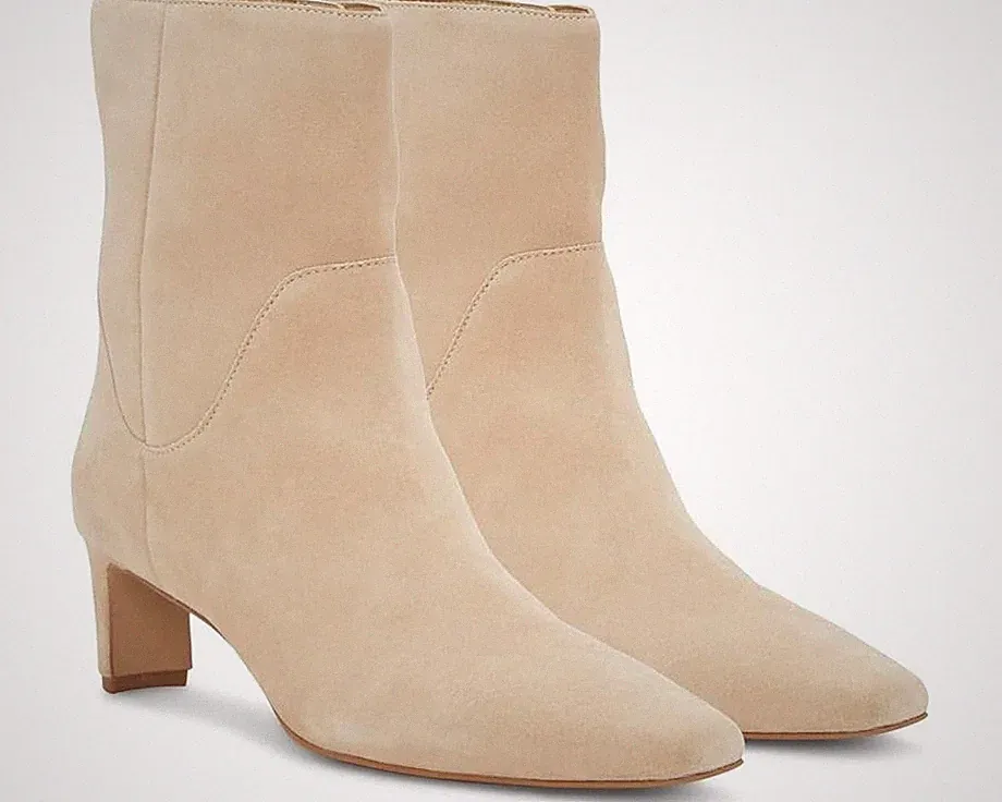 Vince Camuto Amariah Boots Women's US 8 Beige Leather Kitten Heel Bootie PQ32