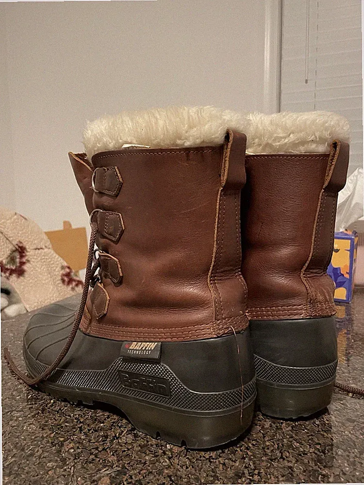 VTG BAFFIN TECHNOLOGY CANADA WATERPROOF LEATHER WINTER BOOTS 10