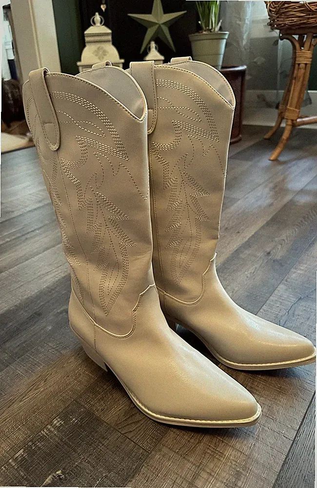 Western Cowgirl Boots Embroidery 15” Tall Pull On Womens Size 11 (CLEAN)