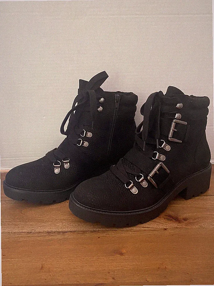 WHITE MOUNTAIN Women's Day Time Hiking Boot Size 10 New with Box