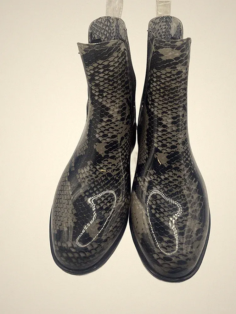 Woman's Size 5 Rain Boots, Snake Print, by Target, Shiny surface w/ elastic side