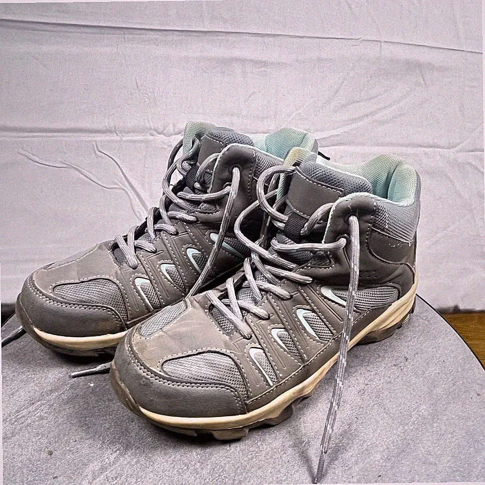 Women's Hiking Boots Blue Gray High Top Size 6 Good Tread Camping EUC