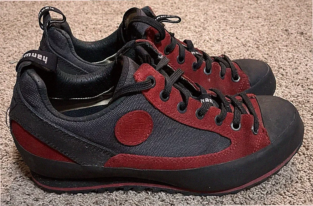 Women’s hiking shoes Size 7.5