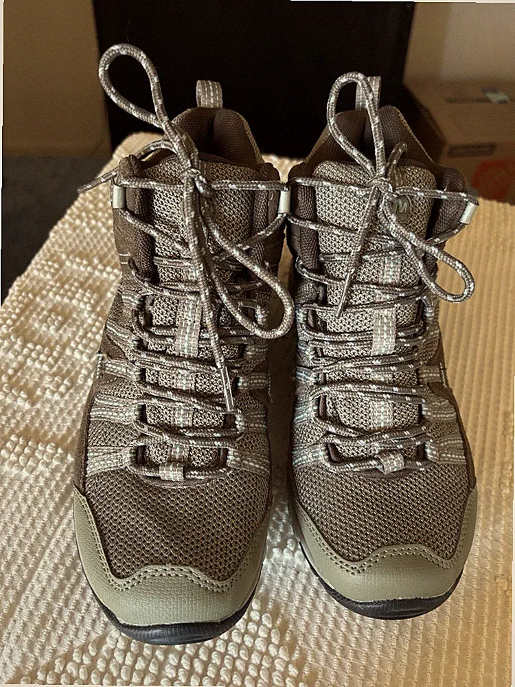 Women’s Merrell Tuskora Waterproof Hiking Boots Lace Up Size 7.5M Grey/Olive