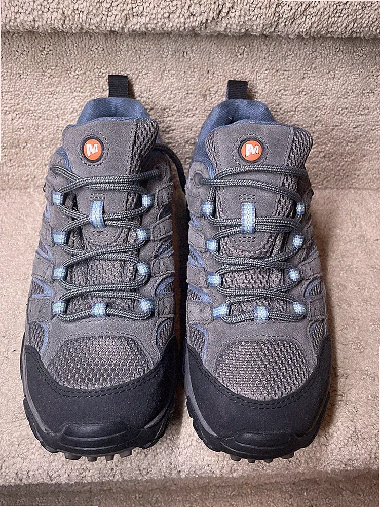 Women's Moab 2 WP Size 7 Hiking Shoes