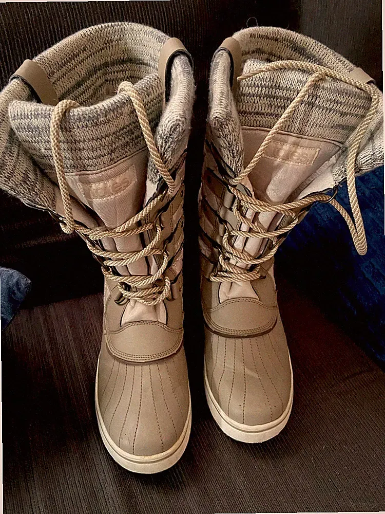 Women’s Totes Winter Snow Knee High Boots Zip Tie Fur Size 9