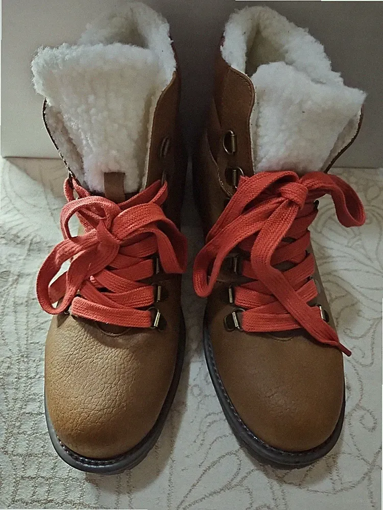 Women's True Craft Mintey Hiking Boots Cognac PU & Red Laces Size 8M
