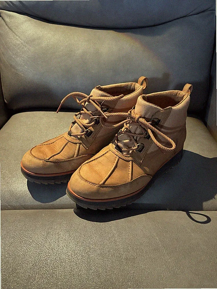 WOMEN’S Vionic Nolan Women's Hiking Boot With Arch Support Size 8 US 39 EU BROWN