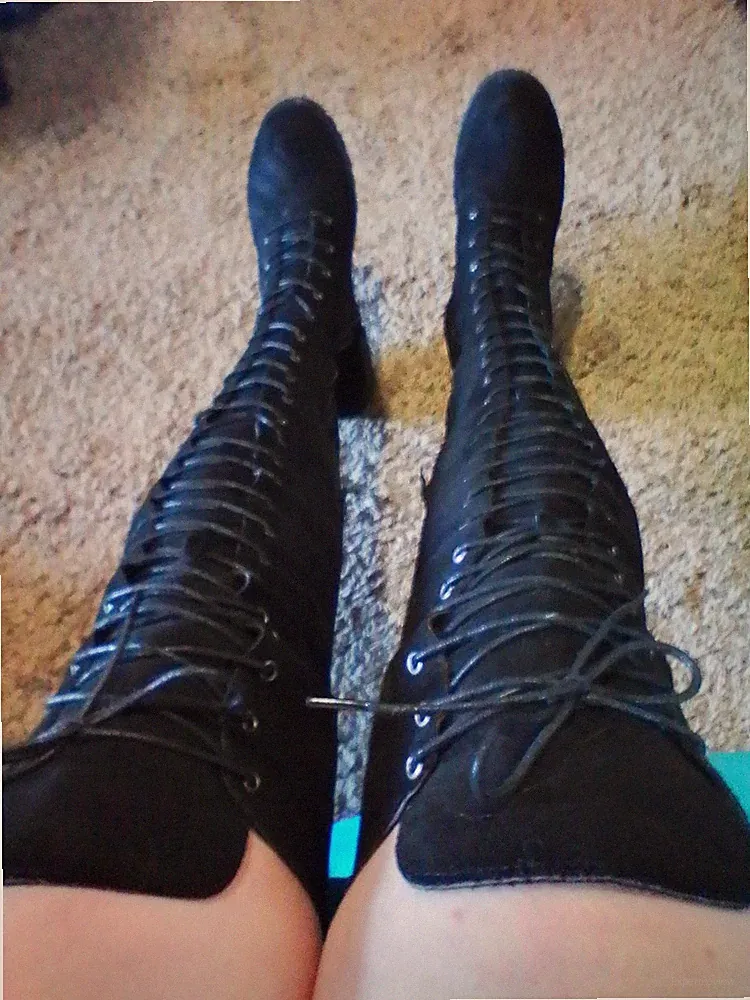 womens over the knee thigh high boots black size 8.5 excellent condition